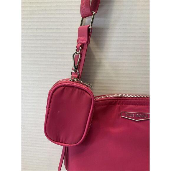 Steve Madden BMAGIENY Rose Fuchsia Pink Nylon Crossbody Bag Purse W AIR POD CASE - Picture 4 of 11